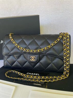 💎AUTH. CHANEL BLUE CAVIAR CLASSIC GUSSETED FLAP LARGE WALLET 💎